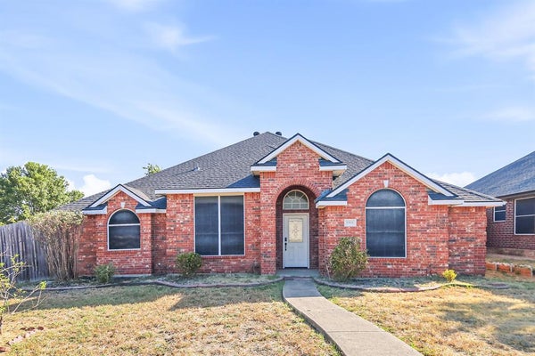 1901 CLIFTON DR, MESQUITE, TX 75149 - Image dc1961dd7dcbd91f57dbd529d91a95cf/2332397590