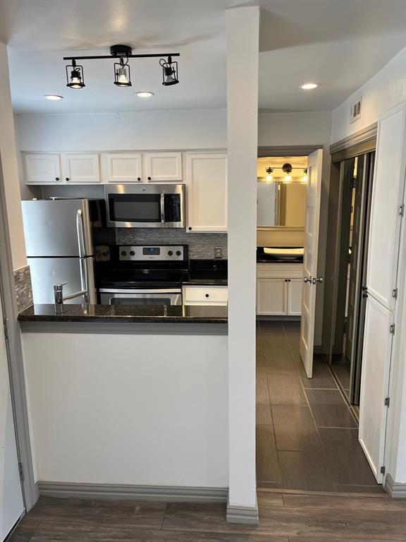 Martys Oak Lawn Add - Residential Lease