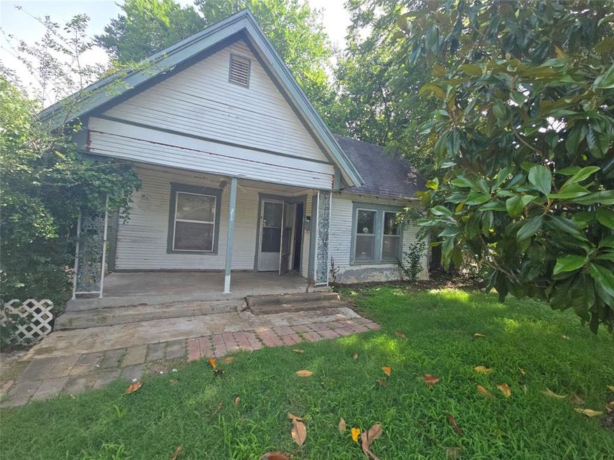 Opportunity is knocking. This 3-bedroom, 1-bath home sits on a well-proportioned lot in one of Dallas's most-watched corridors for investor activity. Priced to move and sold strictly as-is, this property is a blank canvas for the savvy flipper, buy-and-hold investor, or visionary owner-occupant ready to build equity from the ground up.
The lot is the standout. A generous footprint gives you room to expand, landscape, or explore add-on value, think detached garage, covered patio, or ADU potential subject to city approval. Interior-ring Dallas lots with this kind of usable outdoor space are increasingly hard to come by, making this a true land-value play in addition to a rehab opportunity.

Location seals the deal. Nestled in Wynnewood North, you are minutes from the iconic Bishop Arts District, one of Dallas's most rapidly appreciating neighborhoods, and the Oak Cliff corridor, where investment, dining, and new construction are accelerating block by block. Wynnewood Village shopping center is just around the corner with H-E-B, dining, and daily conveniences. Commuter access is exceptional, with I-30 and I-35E both within minutes, putting Downtown Dallas, Love Field, and the Medical District reachable in under 15 minutes.

This pocket of Dallas is being rediscovered. Surrounding streets are seeing growing rehab and new construction activity. Get in ahead of the curve.
All offers must be submitted in writing to the listing agent's email. Title company is non-negotiable. Sold strictly as-is. Buyer to verify all information independently.