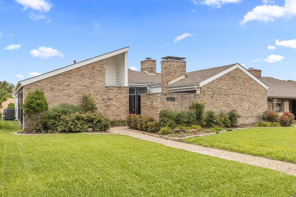 16833 Davenport Court
