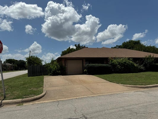4501 MIZZENMAST CT, FORT WORTH, TX 76135 - Image dc274d859e776ee47b577d975e3a20fa/2104610872