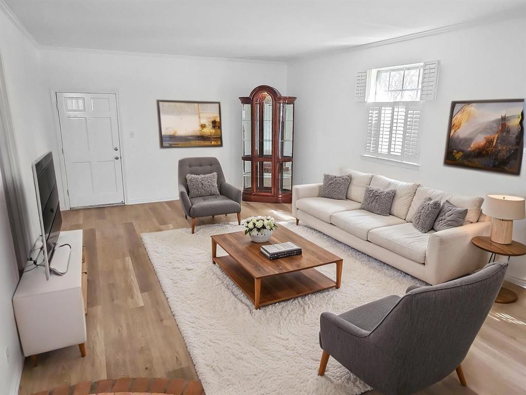 3925 Inwood Road 1020