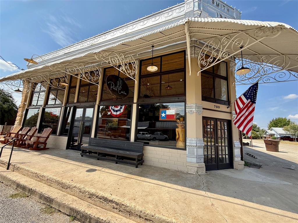 700 Main Street