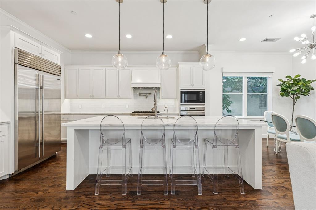 3515 Normandy Avenue 1
