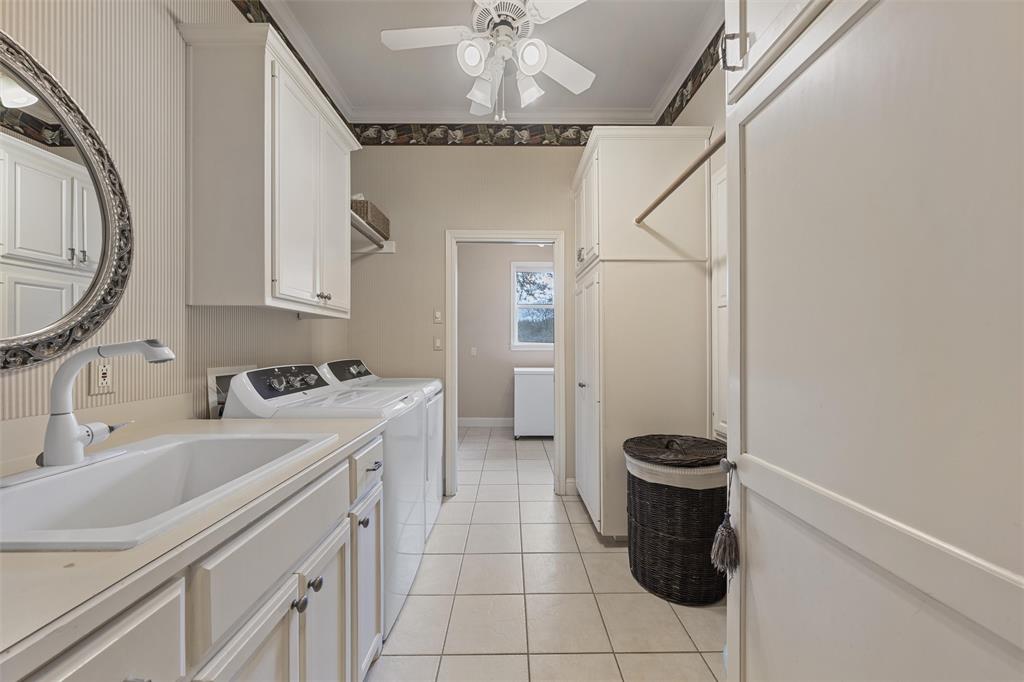 Three 17 River Oaks - Residential