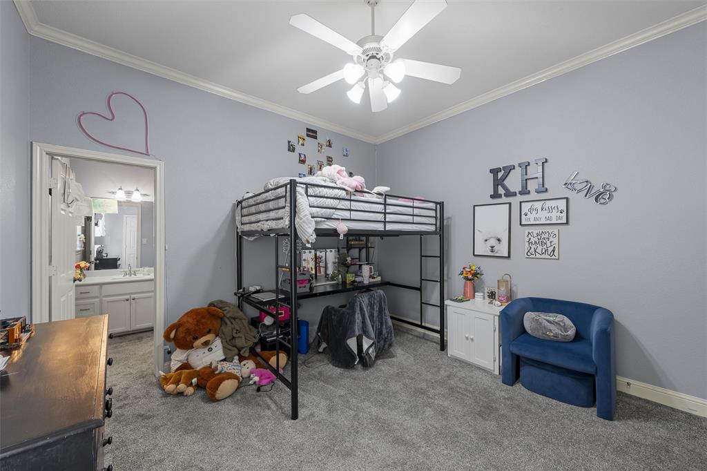 Three 17 River Oaks - Residential