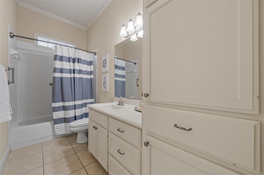 Three 17 River Oaks - Residential