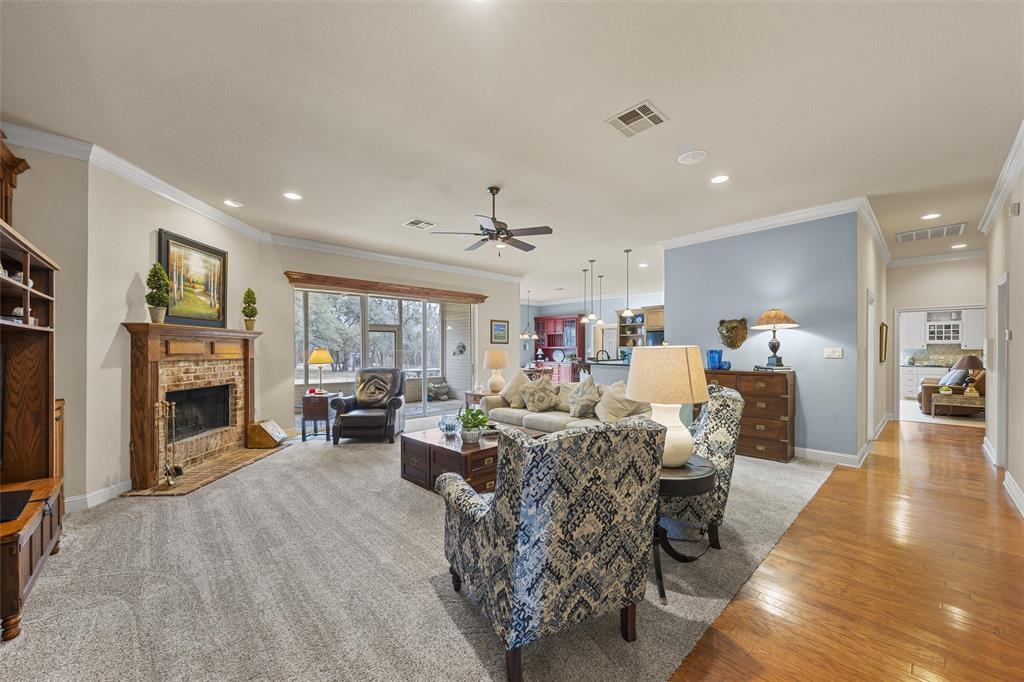 Three 17 River Oaks - Residential