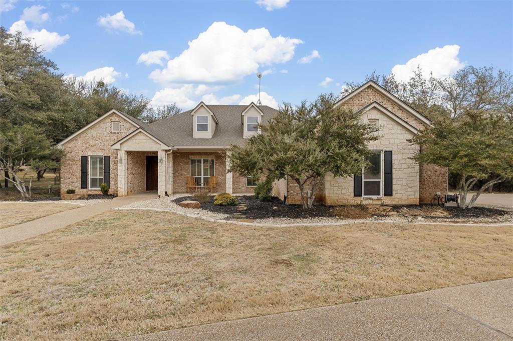 Three 17 River Oaks - Residential