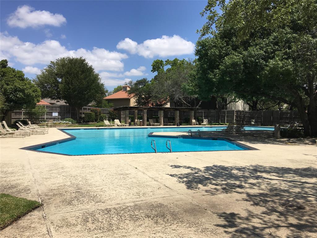 View Dallas, TX 75243 townhome