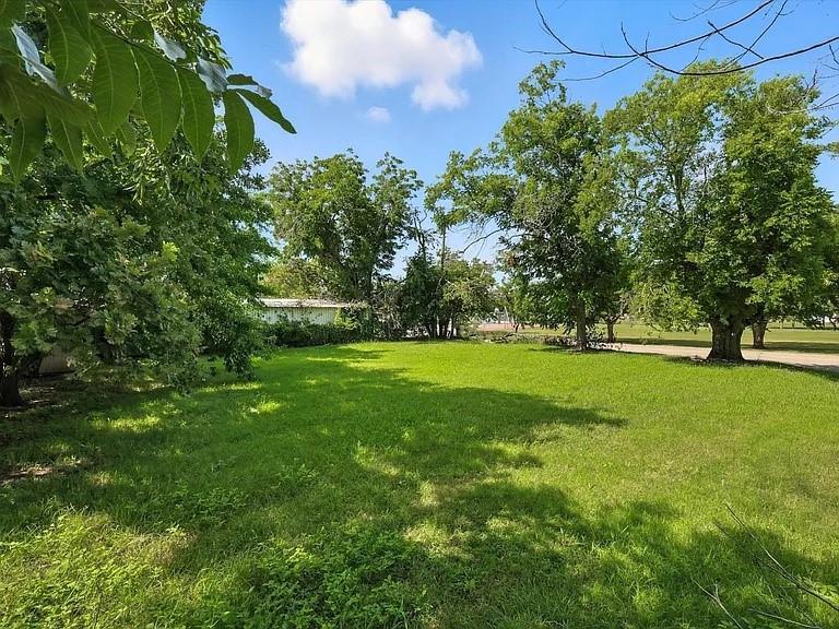 Original Cleburn - Land