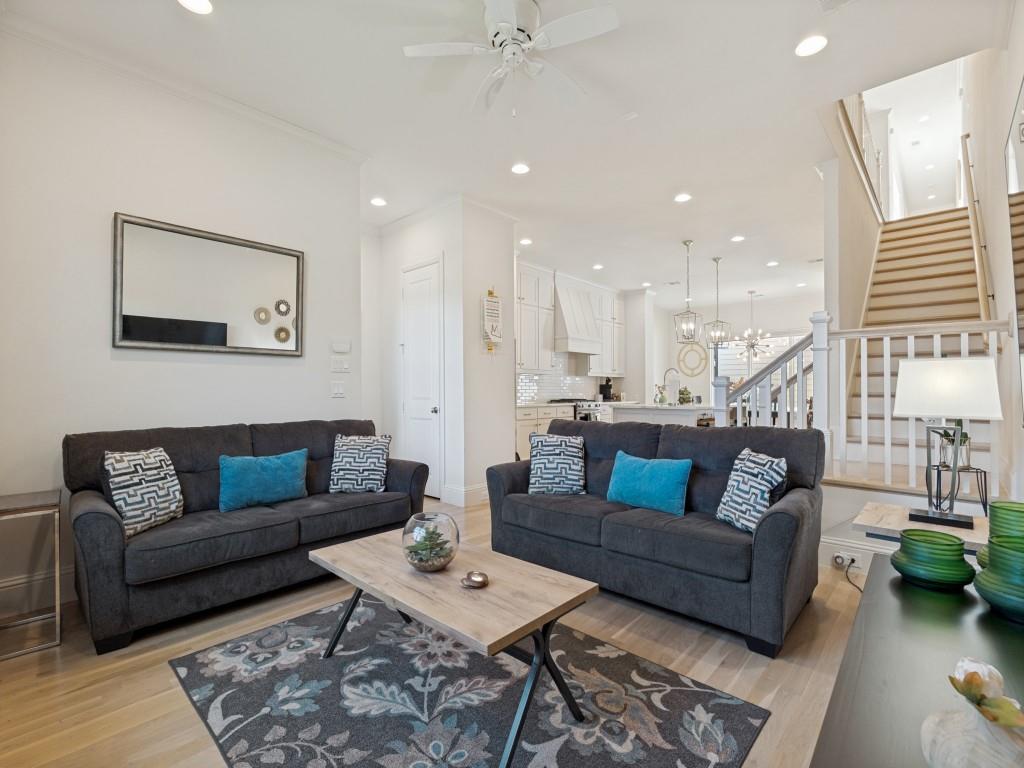 732 W 7th Street