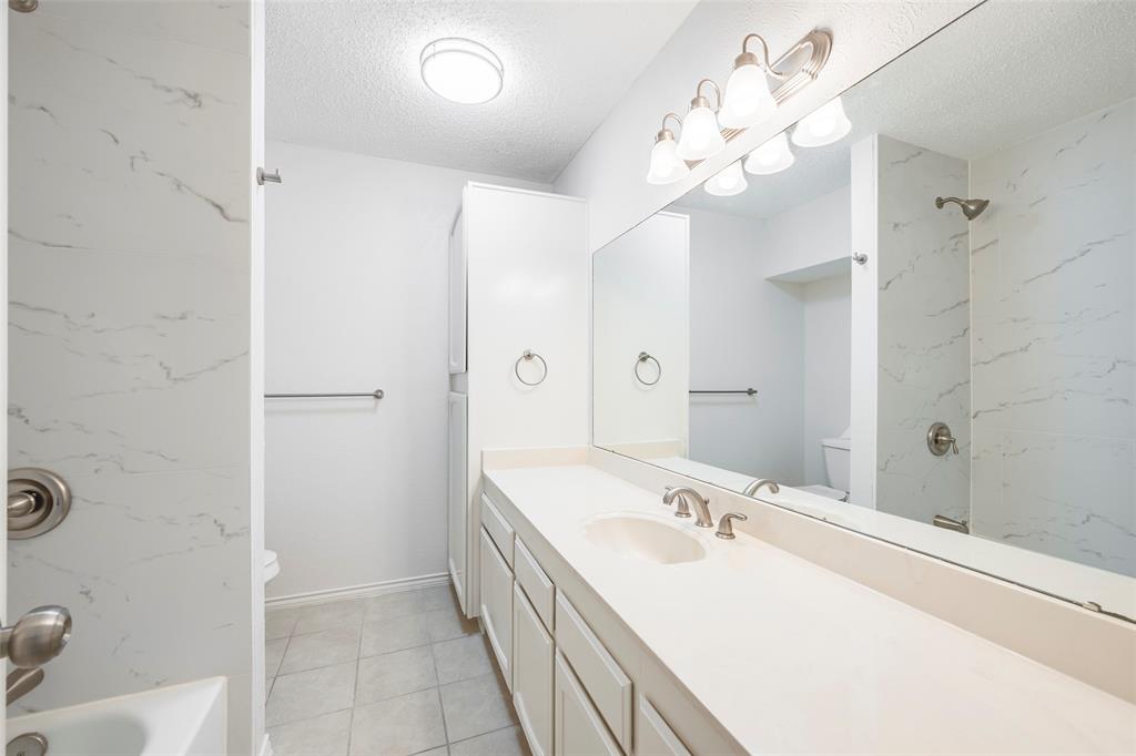 WHITE ROCK MEADOWS - Residential