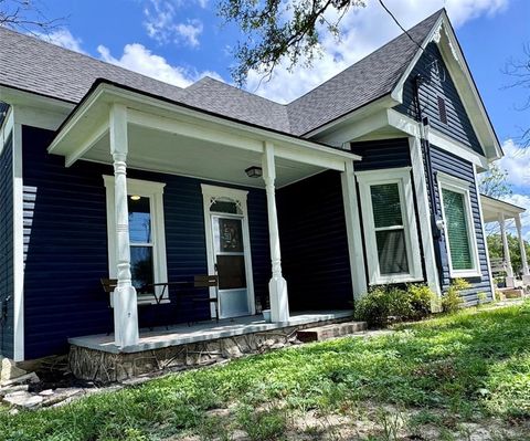 A home in Hico