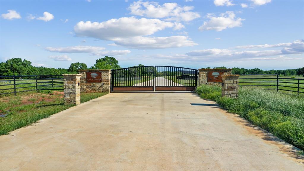 8025 Oak Grove Court