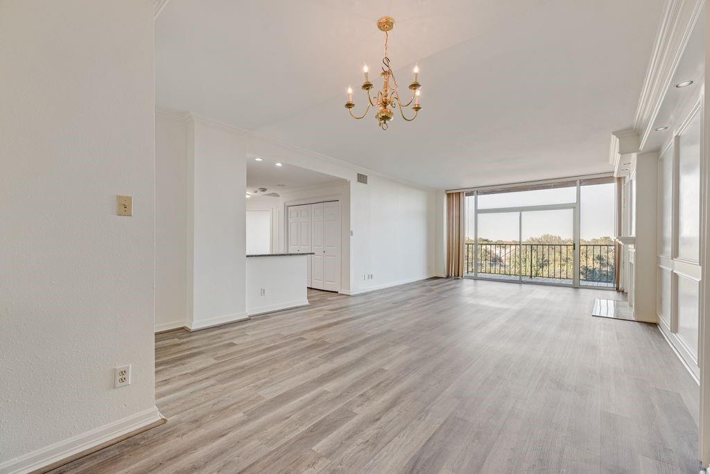 Bonaventure Condo - Residential