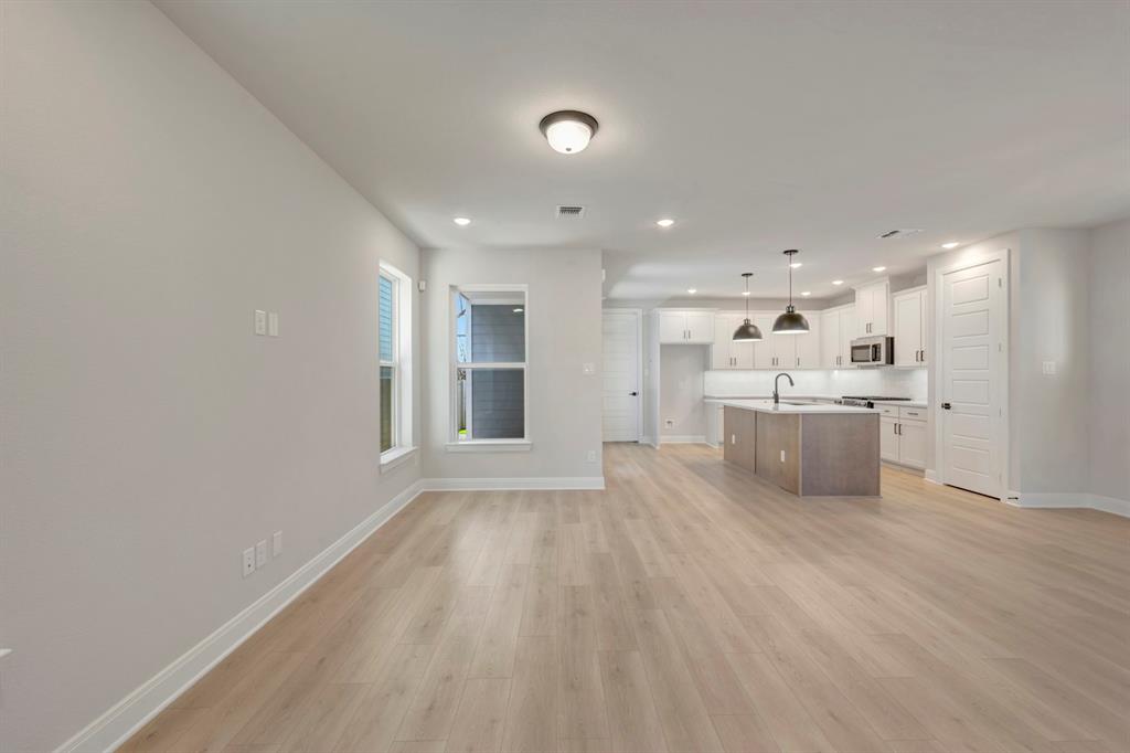 Painted Tree-Woodland West - Residential