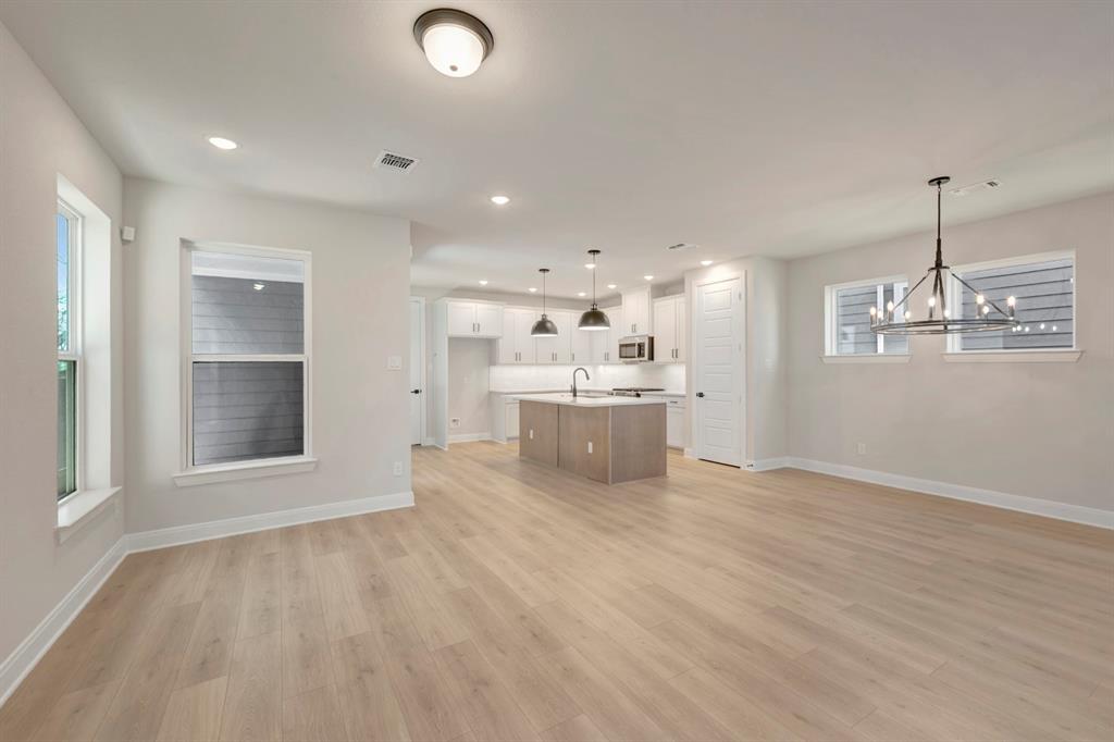 Painted Tree-Woodland West - Residential