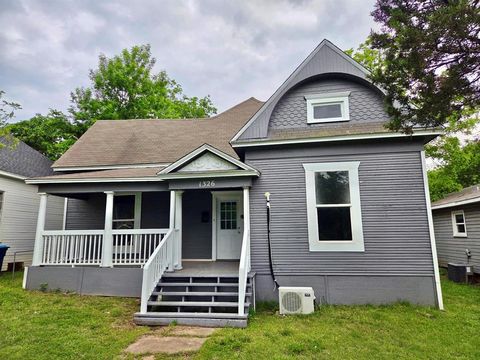 Photo of 1326 W Sears Street, Denison, TX 75020 (MLS # 21246066)