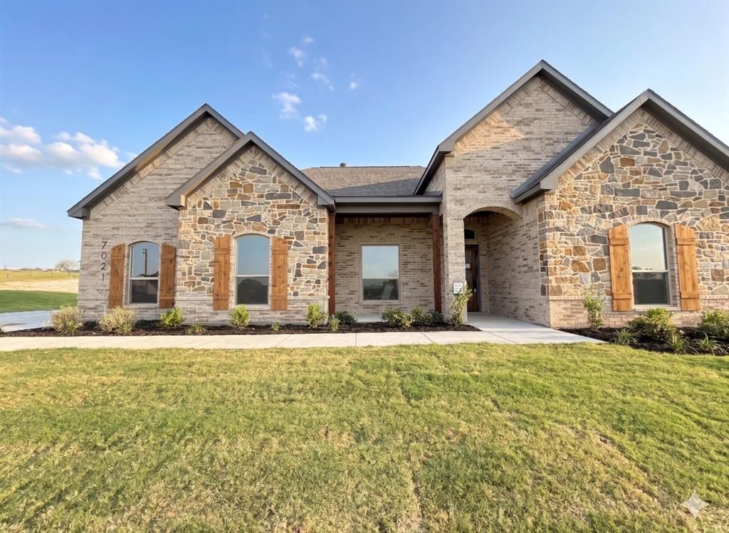 Photo of 7021 Ranch View Place, Springtown, TX 76082 (MLS # 21273148)