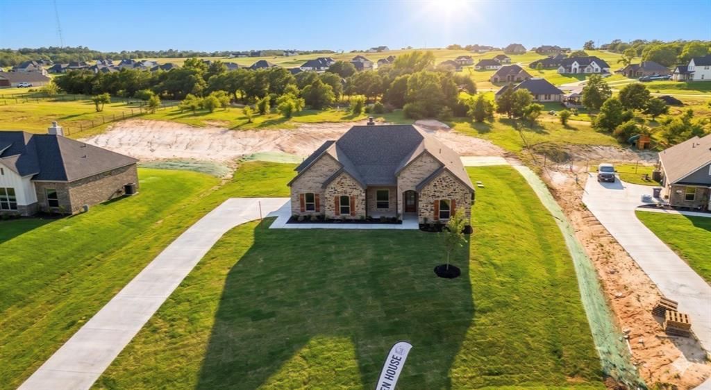 Photo of 7021 Ranch View Place, Springtown, TX 76082 (MLS # 21273148)