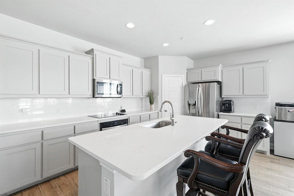 Bursey Road Twnhms - Residential