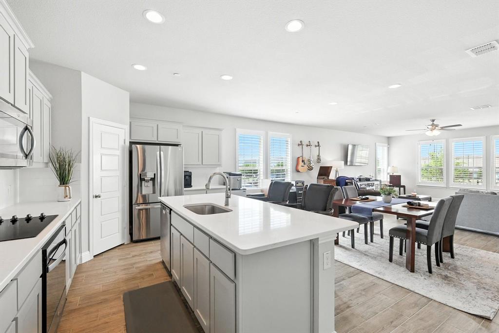 Bursey Road Twnhms - Residential