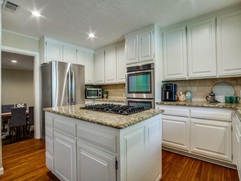 3644 W Seminary Fort Worth TX 76109