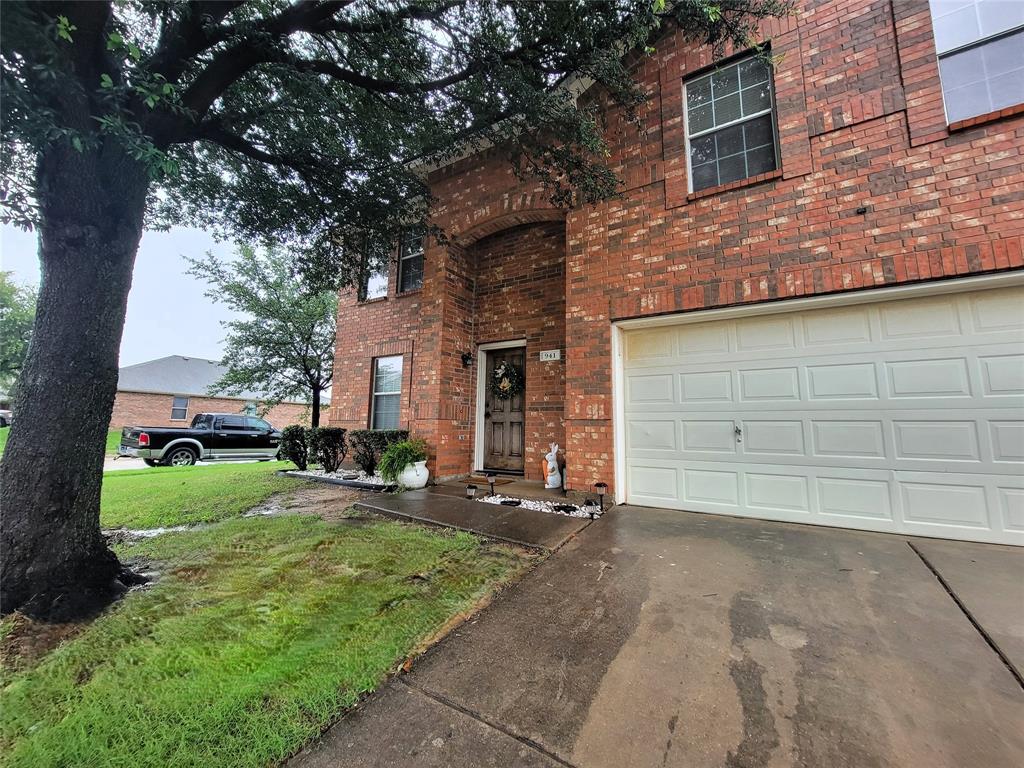 941 Honey Locust Lane
