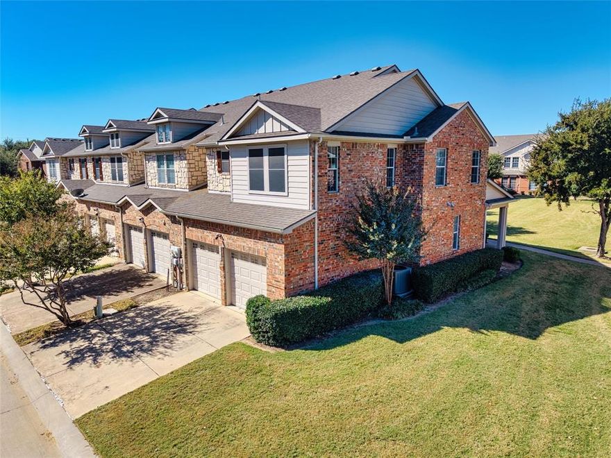 Grand Prairie townhome for rent in the Parkview Community. This move-in-ready 2 bedroom, 2.5 bath rental offers strong value at $2,175 plus a $200 discount on the first month’s rent for December move-ins. Upstairs has brand new carpet, and the main floor features an open living and dining area that connects to a functional kitchen, ideal for daily cooking or entertaining. The layout includes two private bedroom suites with full bathrooms and generous closets, plus a loft that works well as a home office or quiet lounge space. Refrigerator, washer, and dryer are included. The attached two car garage offers extra storage and easy parking. Lawn care and exterior maintenance are handled through the HOA, giving you low-maintenance living. This Grand Prairie location keeps you close to DFW Airport, Arlington, Las Colinas, shopping, dining, and major highways.
A $250 nonrefundable pet fee applies. Schedule your tour and see if this townhome fits your needs. Note: $200 off the first month’s rent applies to December leases only.