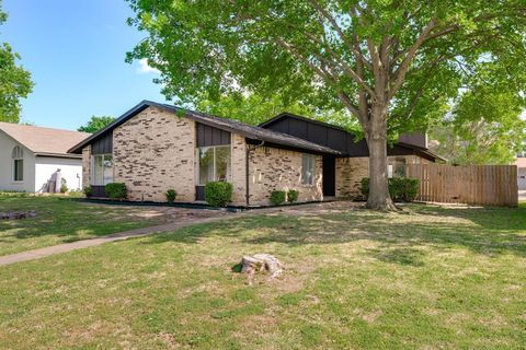 Photo of 3414 Crossbow Lane, Garland, TX 75044 (MLS # 21233100)