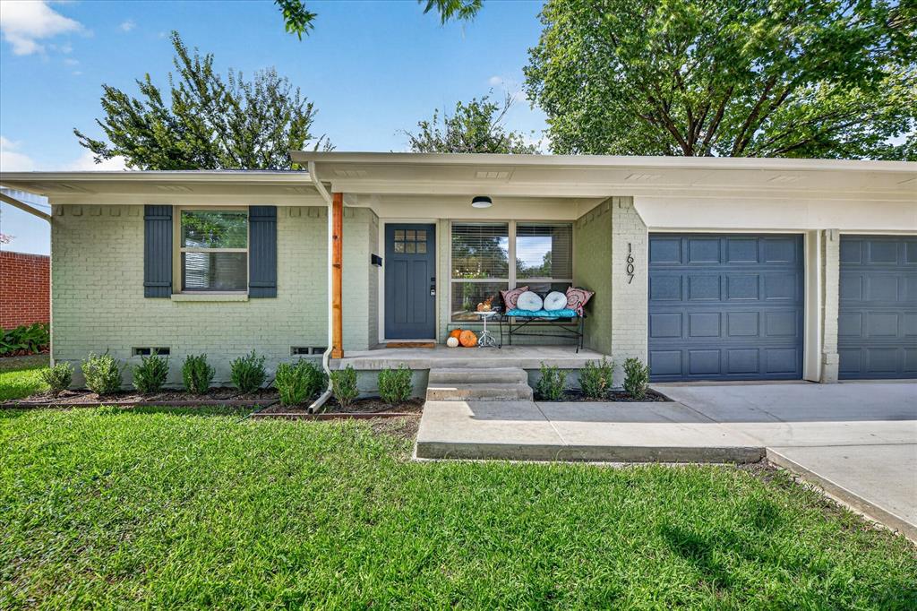 1607 Nantucket Drive