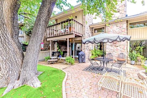 1805 Lakecrest Court Carrollton TX 75006