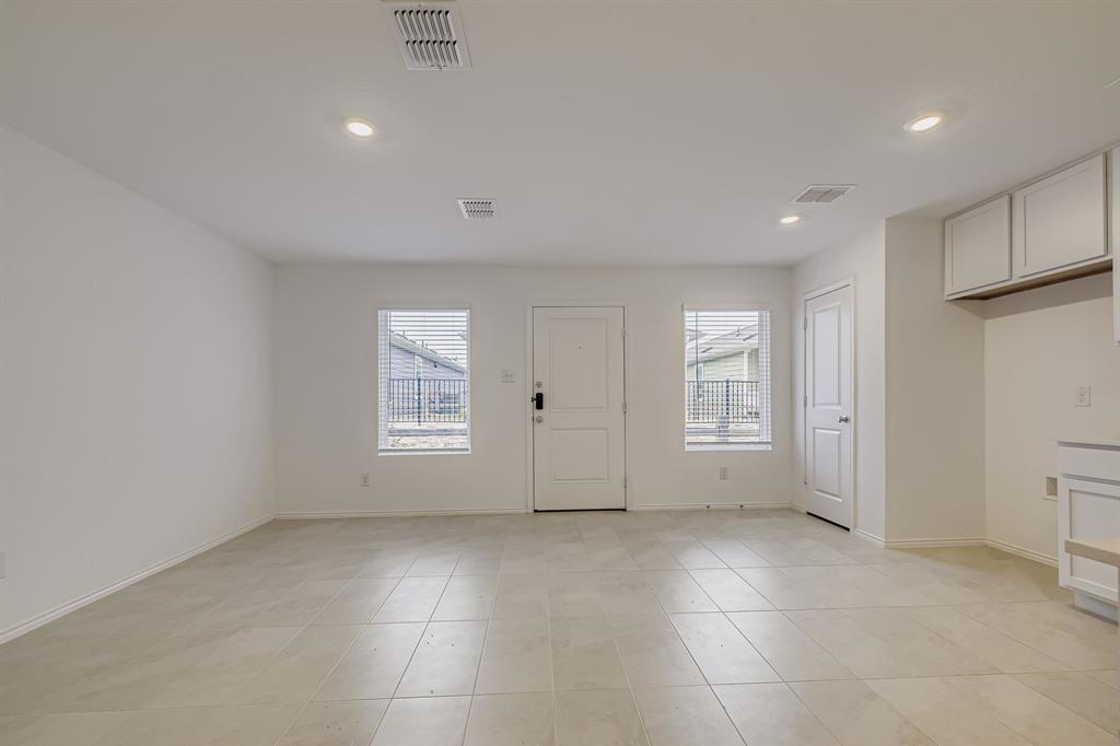 Risinger Court Condos - Residential