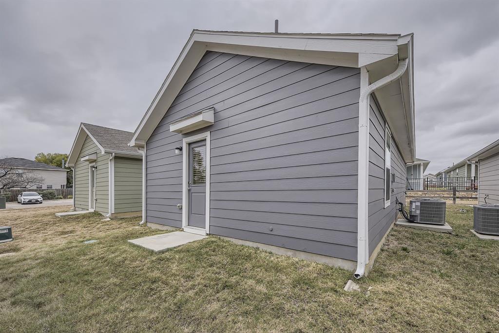 Risinger Court Condos - Residential