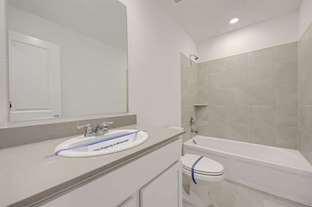 Risinger Court Condos - Residential