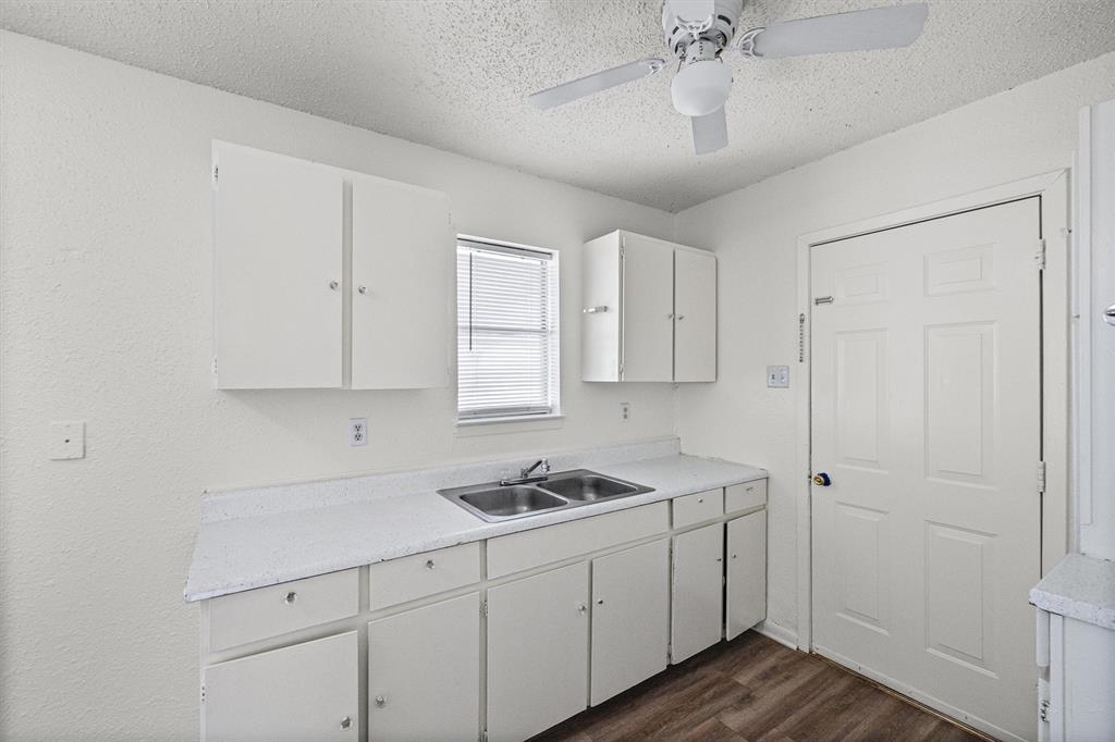 HAYES - Residential