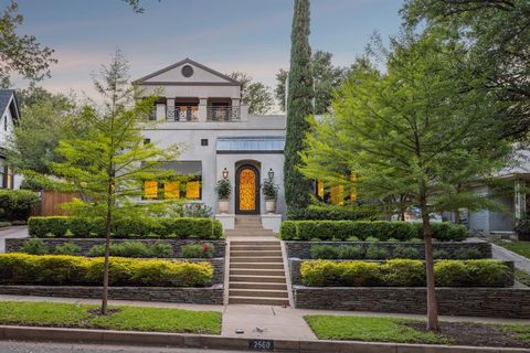 2560 Cockrell Avenue Fort Worth TX 76109