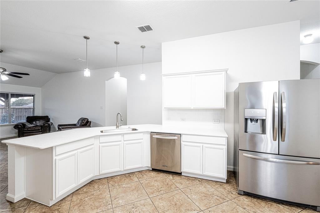 2819 Arabian Lane