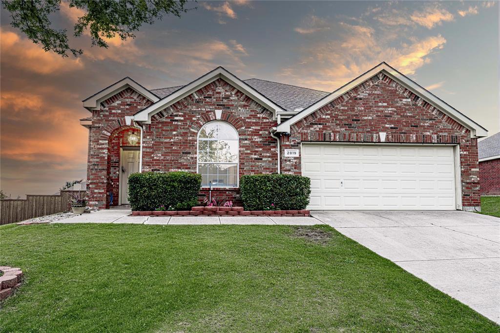 2819 Arabian Lane