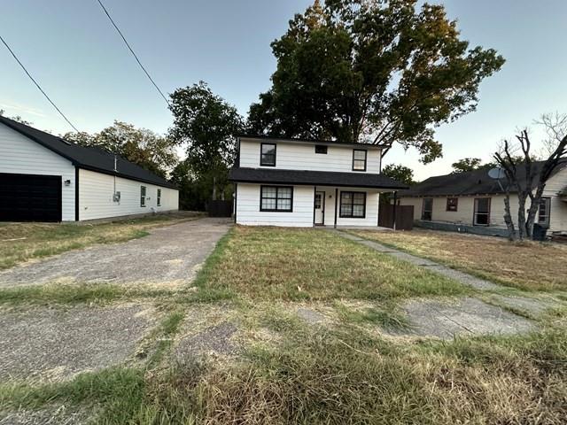 Photo of 1312 E Collin Street, Corsicana, TX 75110 (MLS # 21391769)