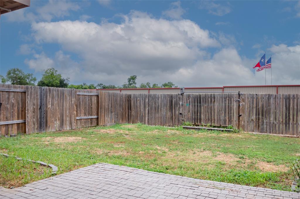 Cypress Bend 2 - Residential Lease