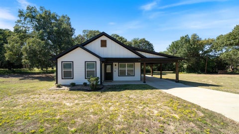 128 Crestwood Drive Mabank TX 75156