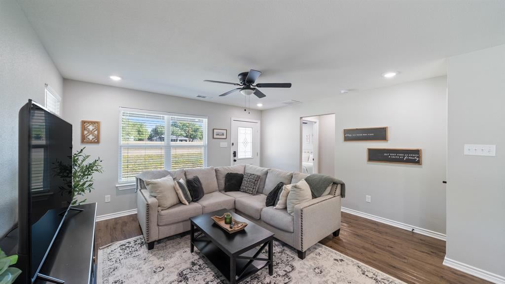 128 Crestwood Drive
