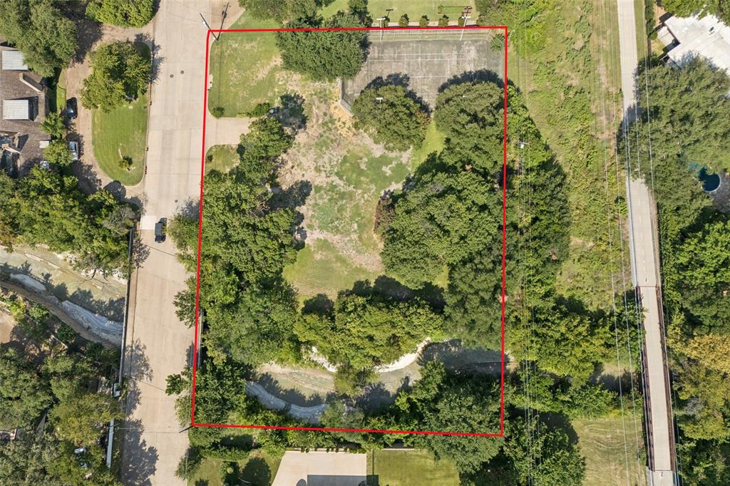 HOCKADAY SQUARE 4 - Land