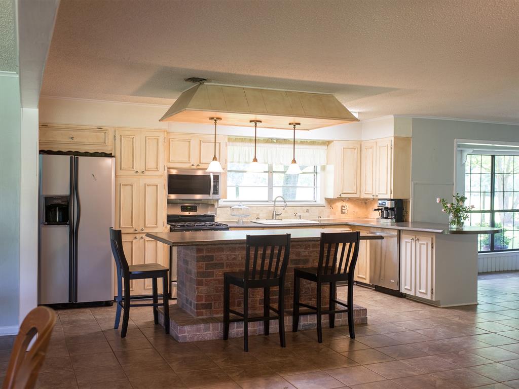 Rodessa, Louisiana 71069, United States, 4 Bedrooms Bedrooms, ,3 BathroomsBathrooms,Residential,Active,157570