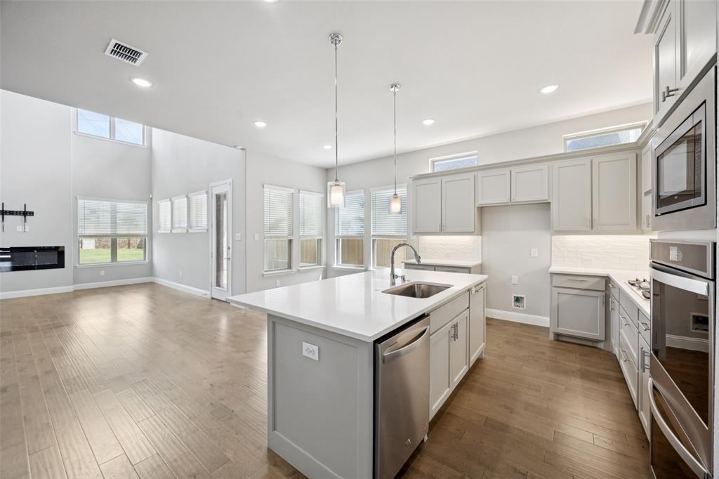 12710 Cooper River Trail
