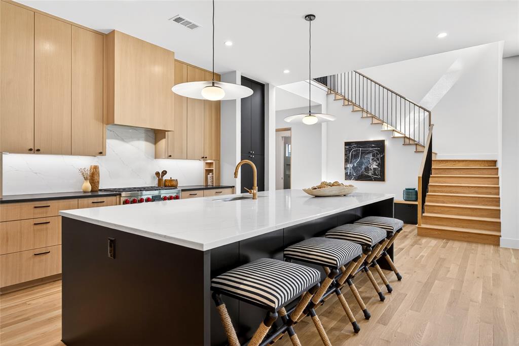 GASTONWOOD - Residential