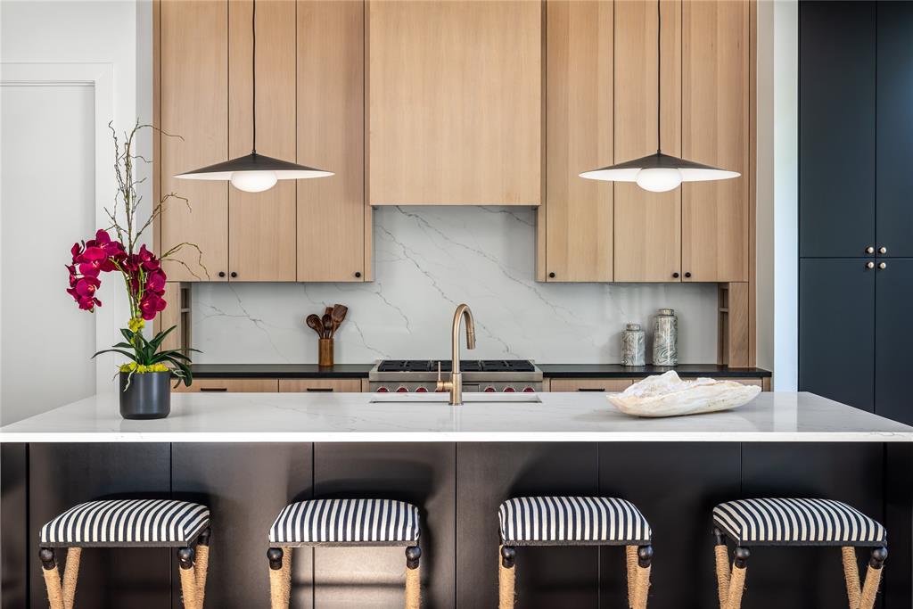 GASTONWOOD - Residential