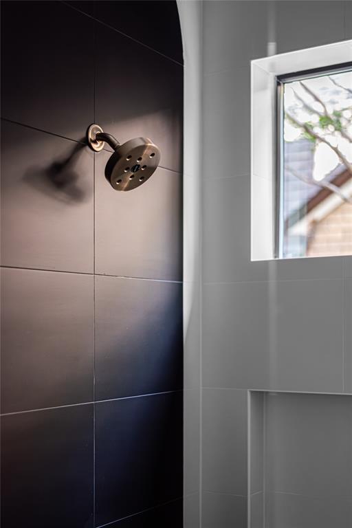 GASTONWOOD - Residential